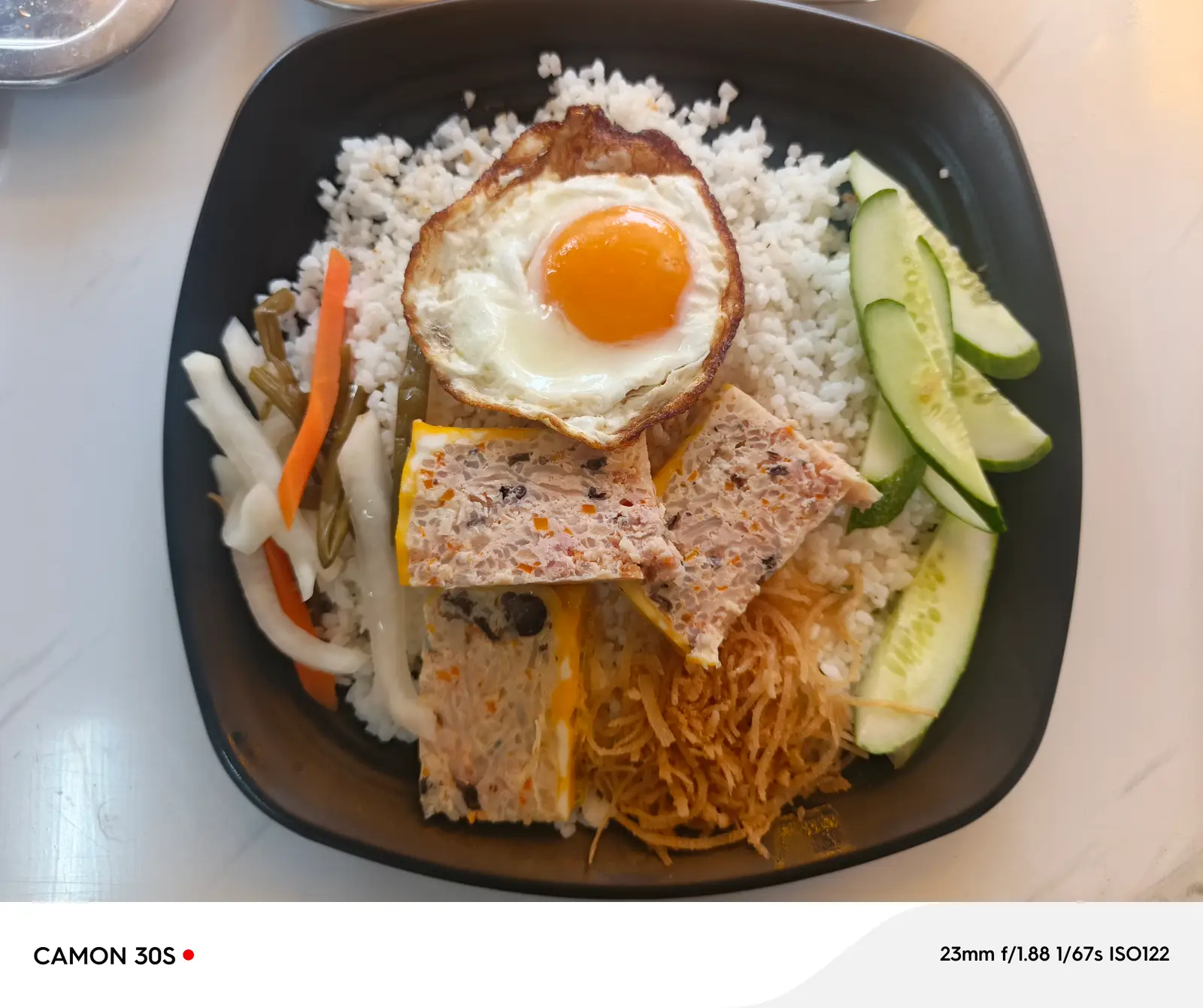 Hình ảnh cơm chả trứng