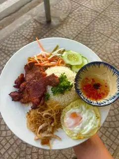Hình ảnh Cơm sườn trứng