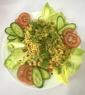 Hình ảnh Cơm chiên Dương Châu + ốp la