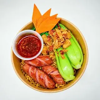 Hình ảnh Mì trộn xúc xích