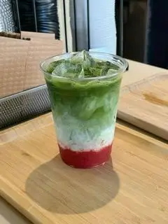 Hình ảnh Matcha Latte Dâu
