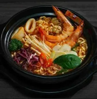 Hình ảnh Mì kim chi hải sản