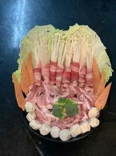 Hình ảnh Lẩu Thái Sườn Sụn