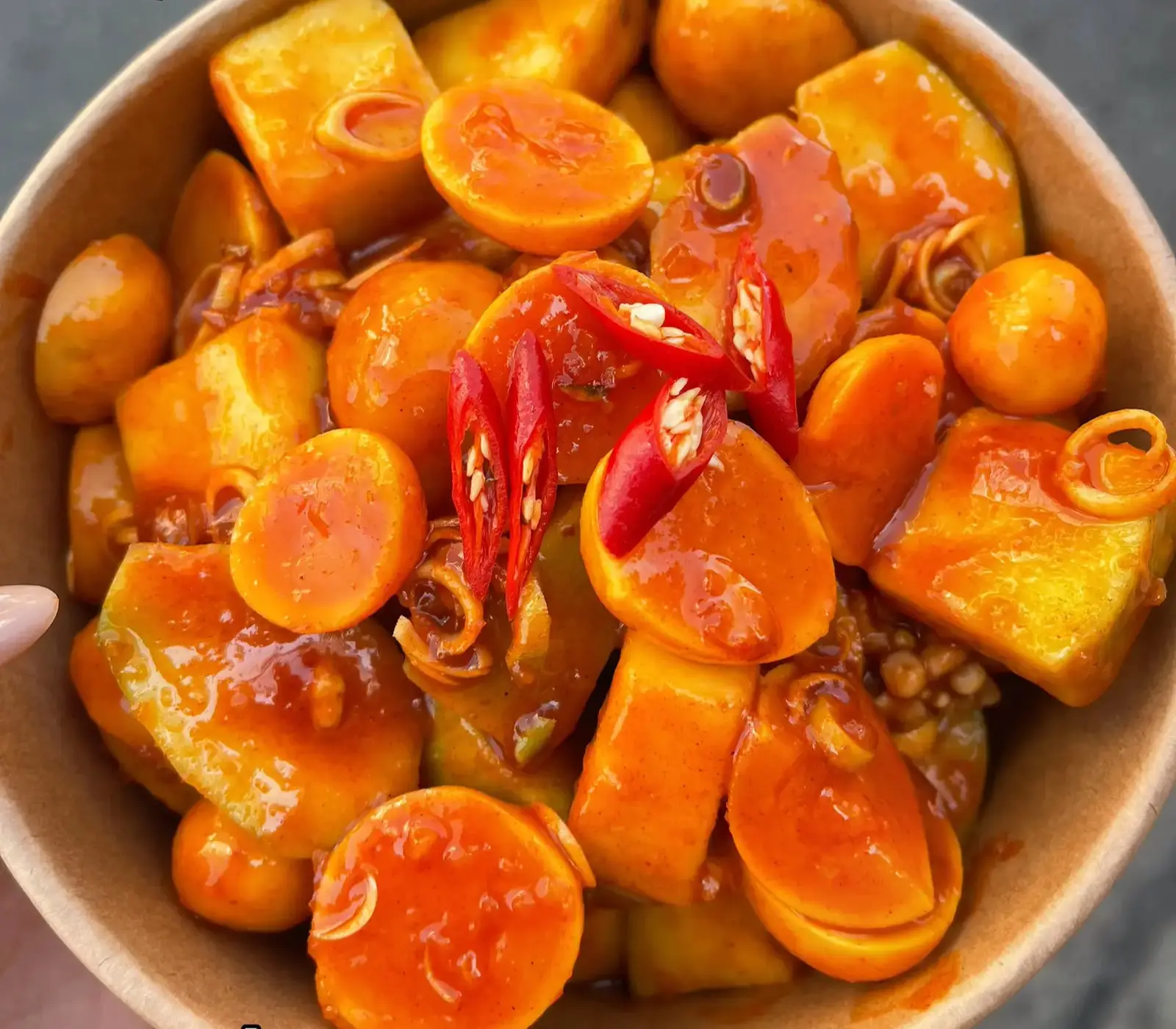 Hình ảnh Trứng non sốt Thái