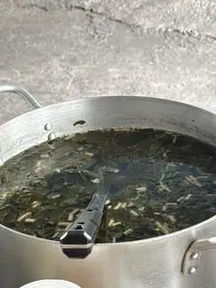 Hình ảnh canh gà lá giang 
