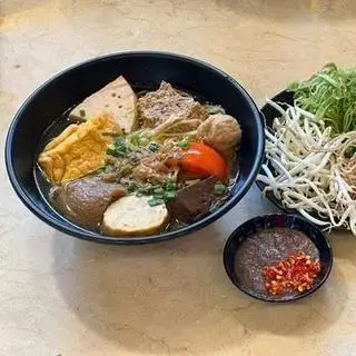 Hình ảnh Bún riêu truyền thống + Rong biển