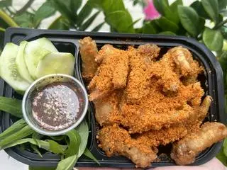 Hình ảnh Chân gà lắc muối chà bông (x)