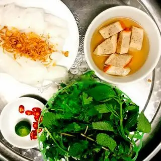 Hình ảnh Bánh cuốn chay chả quế