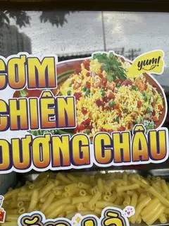 Hình ảnh combo chị em đi học 