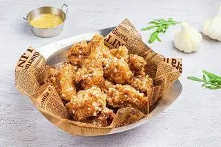 Hình ảnh Gà sốt tỏi cay