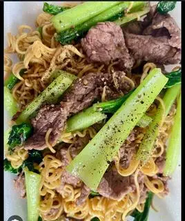 Hình ảnh Mì gói xào bò