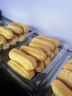 Hình ảnh Bánh Su Que 