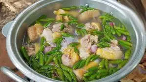 Hình ảnh lẩu gà nòi ớt hiểm nhỏ 