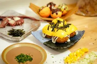 Hình ảnh Takoyaki phủ phô mai 4v