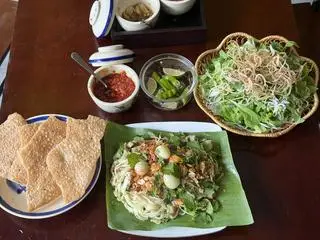 Hình ảnh Món mới đặc biệt : Mỳ Quảng Trộn 