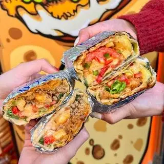 Hình ảnh Tacos Bò Hầm Special Sauce Size L