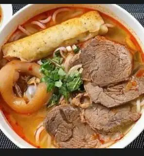 Hình ảnh Bún bò đặc biệt