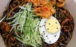 Hình ảnh Mì tương đen 어두운 간장