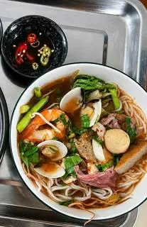 Hình ảnh bún thái 