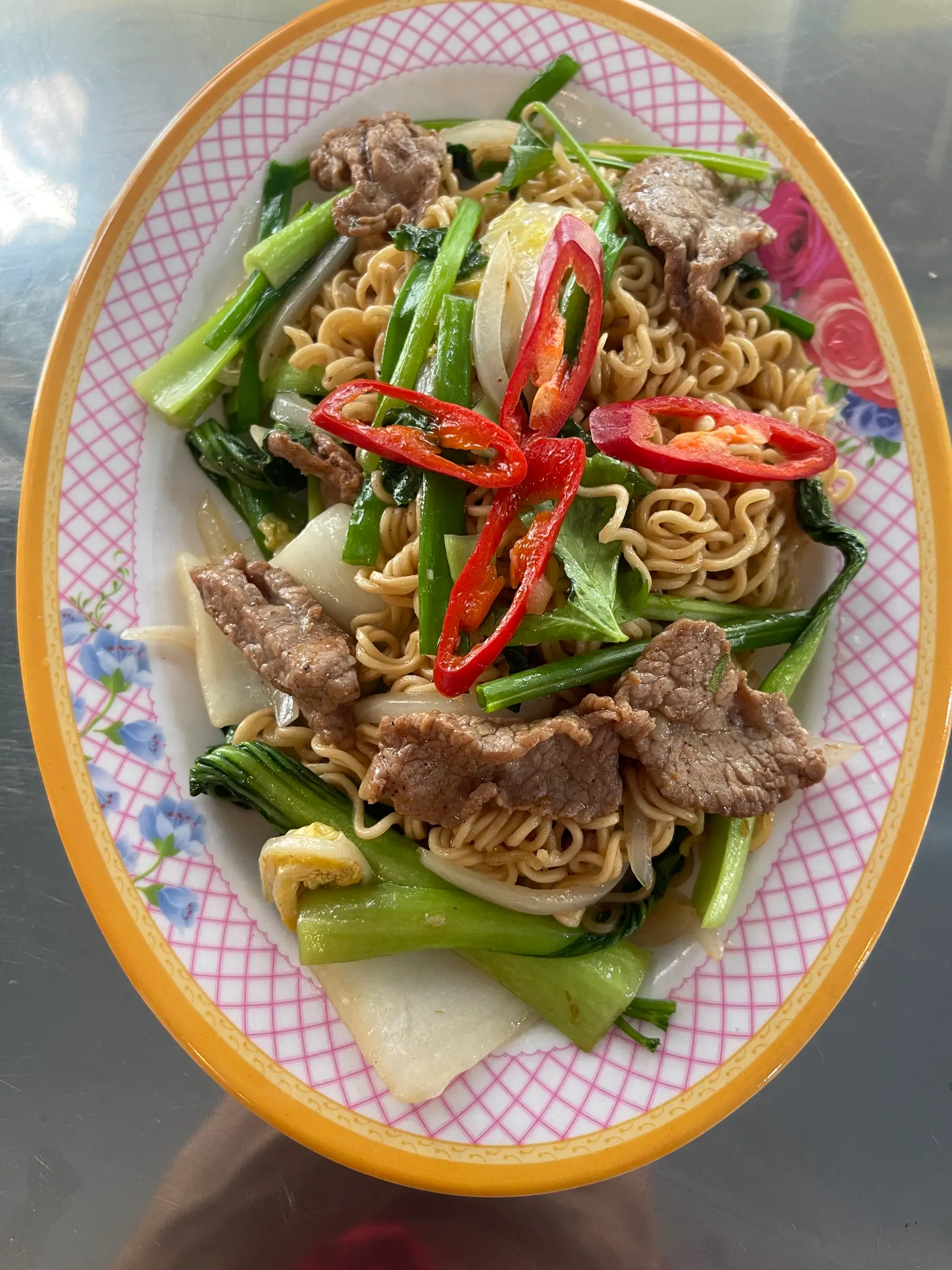 Hình ảnh mì xào bò 