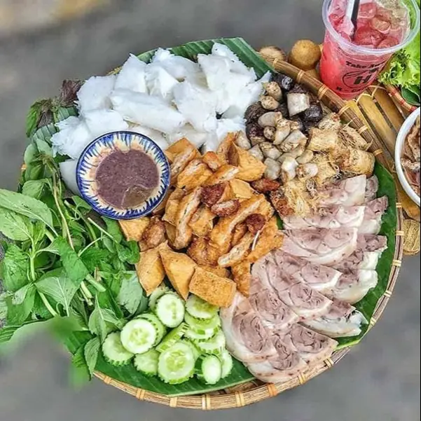 Hình ảnh Bún đậu đầy đủ kèm 1 nước