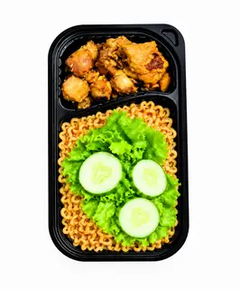 Hình ảnh Mì Gà Xào Xã Ớt