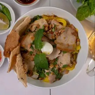 Hình ảnh Mì Quảng thịt xá xíu