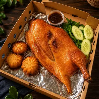 Hình ảnh Vịt quay tỳ bà da giòn - nửa con