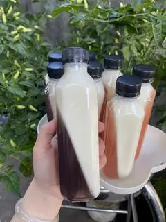 Hình ảnh Sữa chua uống Thạch Việt Quất