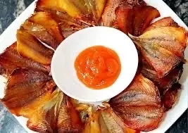 Hình ảnh 4 con khô cá chỉ vàng nướng