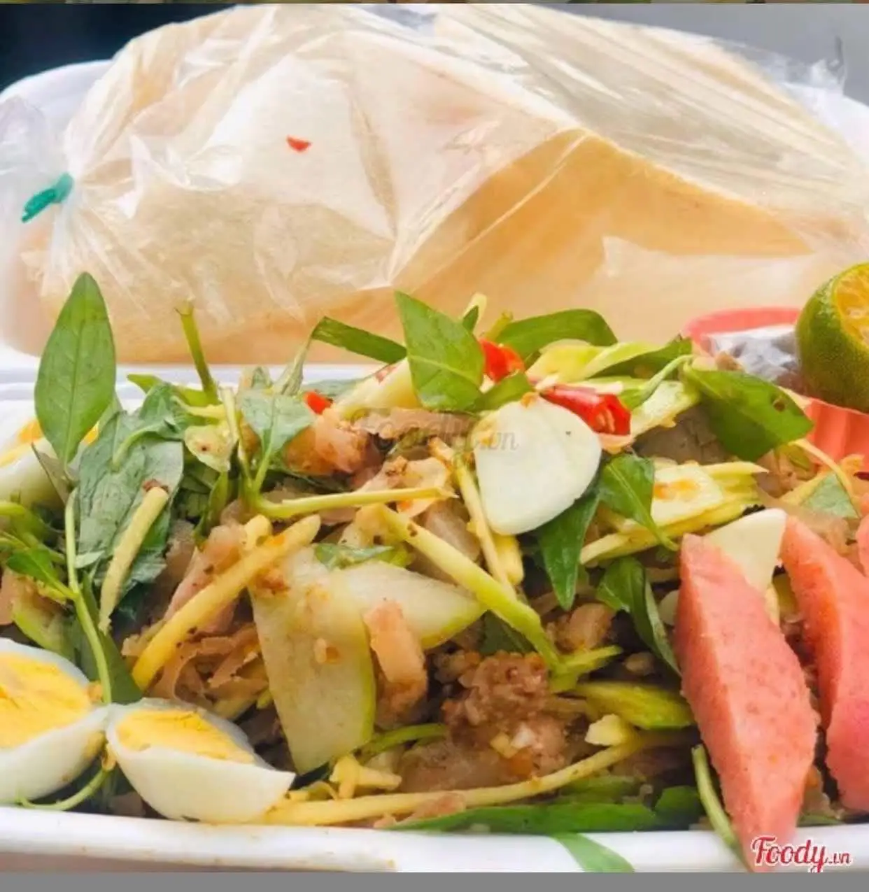 Hình ảnh Combo/ Chân gà sốt thái +Tré trộn siêu to khổng lồ +2 bịch phồng tôm (tặng 1chai pessi)