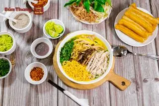 Hình ảnh Bún thang mọc