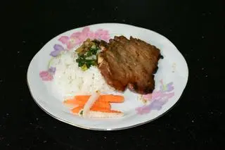 Hình ảnh Cơm Tấm Sườn Bì