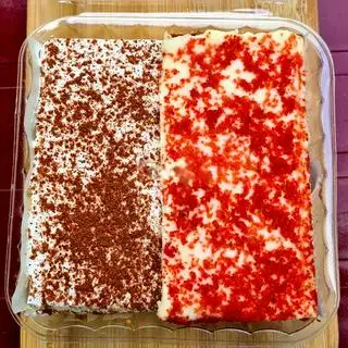 Hình ảnh Bánh tiramisu và bánh nhung đỏ - tiramisu - red velvet