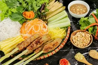Hình ảnh Nem Lụi Huế To