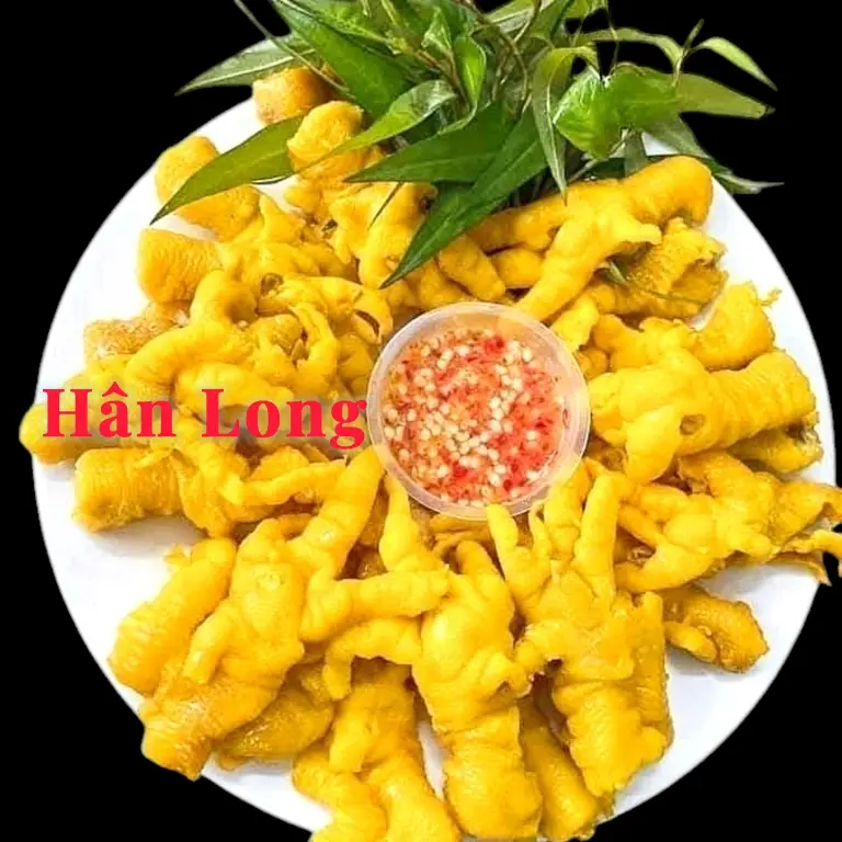 Hình ảnh Chân Gà Ủ Muối Rút Xương 500g+ dưa leo, Nước Chấm, rau răm