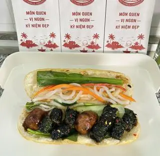 Hình ảnh Bánh mì bò lá lốt mỡ chài