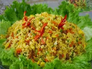 Hình ảnh Cơm dương châu thập cẩm