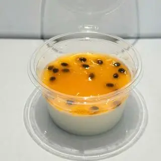 Hình ảnh Panna cotta chanh dây - size đại