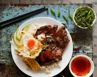 Hình ảnh Cơm Tấm Sườn