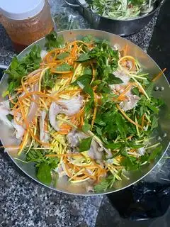Hình ảnh Gỏi tai heo