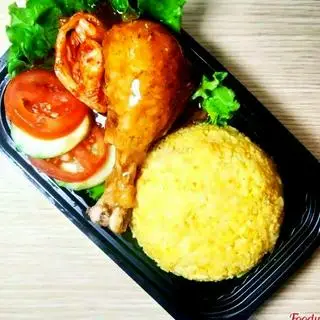 Hình ảnh Cơm  Đùi  Gà  Chua Ngọt 