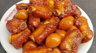Hình ảnh Cơm  sườn non kho trứng cút