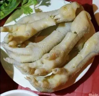 Hình ảnh chân gà luộc 5 cái