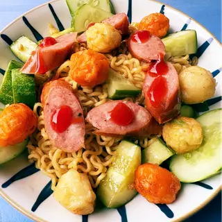 Hình ảnh Mì Trộn Lạp Xưởng Viên Cá