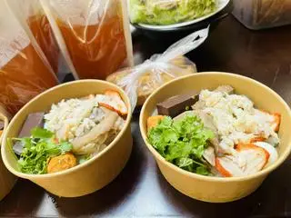 Hình ảnh Combo: 2 Bát Thường + 2 quẩy giòn
