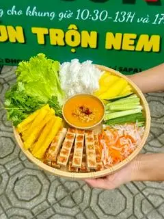 Hình ảnh 1 nem nướng suất thường + 1 trà tắc