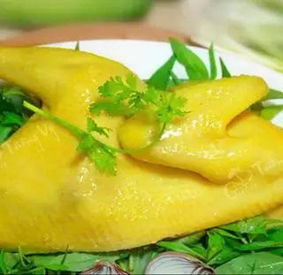 Hình ảnh nửa con gà luộc