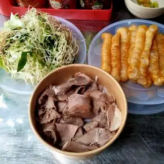 Hình ảnh Bún bò huế không móng