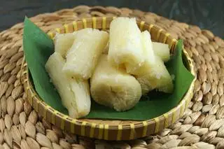 Hình ảnh Khoai mì hấp nước cốt dừa